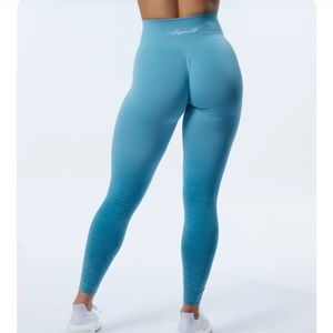 New Alphalete Amplify Ombré Leggings in Ocean